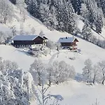 Gospodarstwo agroturystyczne Bio-bergbauernhof Hubgut