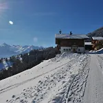 Hubgut Farm stay *