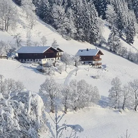 Feriegård Bio-bergbauernhof Hubgut